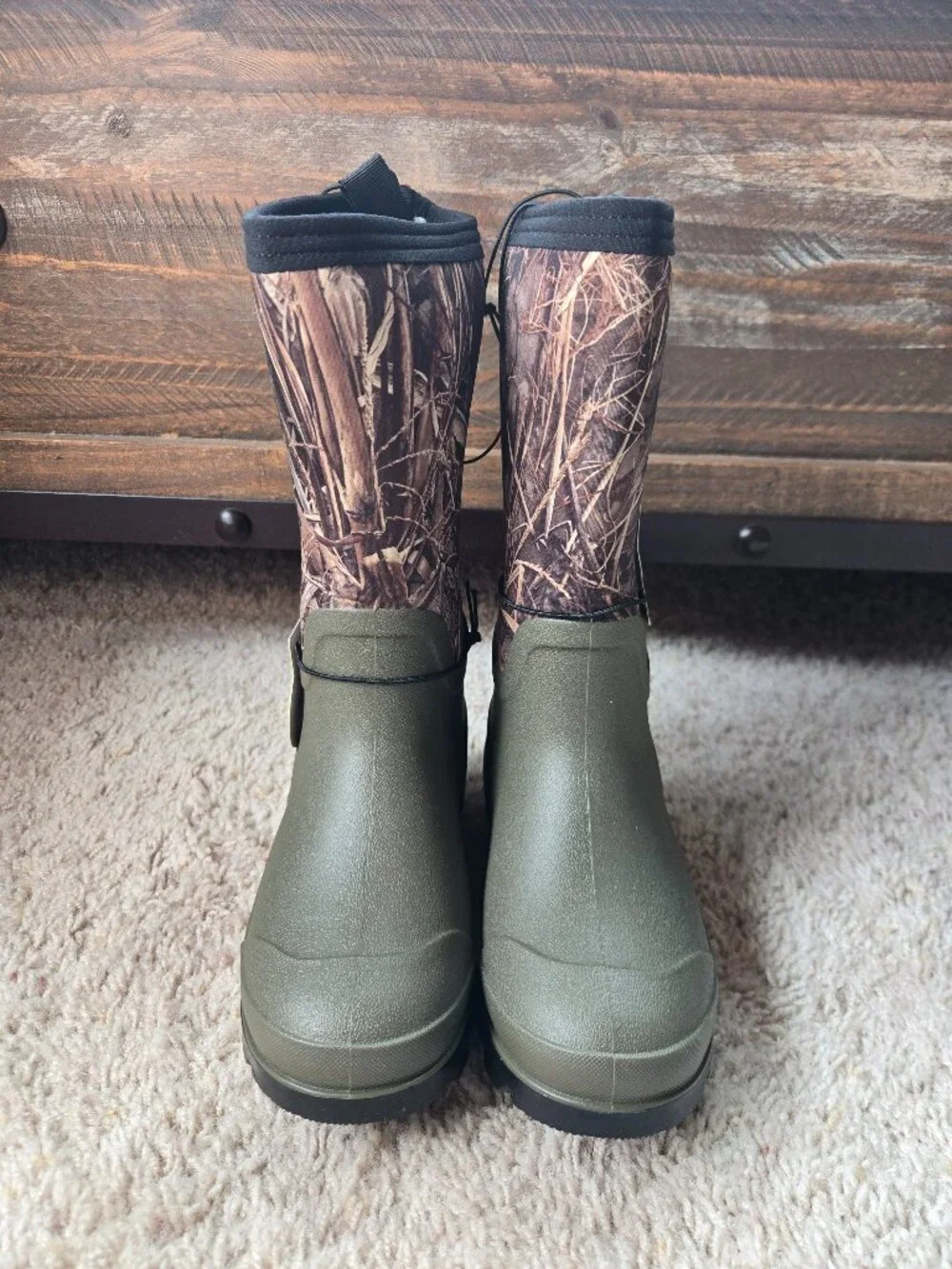 Magellan Outdoors Camo Waterproof Hunting Mud Boots-NWT Big Kids/Youth US Size 1